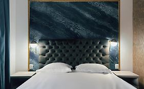 Suru Hotel&Restaurant